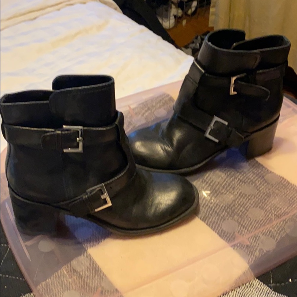 Ankle boots